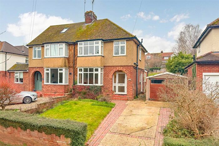 3 Bedroom Semi-Detached House For Sale In Lower Luton Road, Wheathampstead, Hertfordshire, AL4