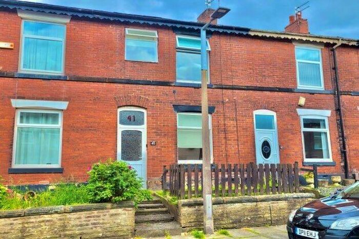 3 Bedroom Semi-Detached House To Rent In Rupert Street, Manchester, M26