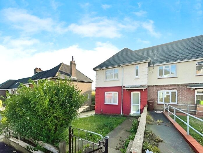 3 Bedroom Semi-Detached House To Rent In Pagitt Street, Chatham, Kent, ME4