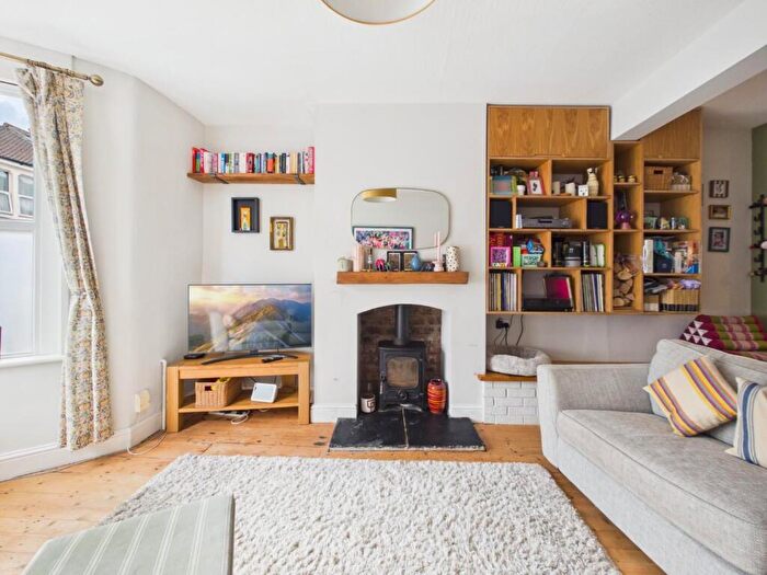 2 Bedroom House For Sale In Hayward Road, Barton Hill, Bristol, BS5