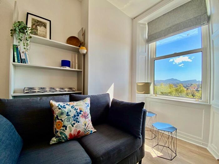 1 Bedroom Flat To Rent In Hawthornvale, Trinity, Edinburgh, EH6