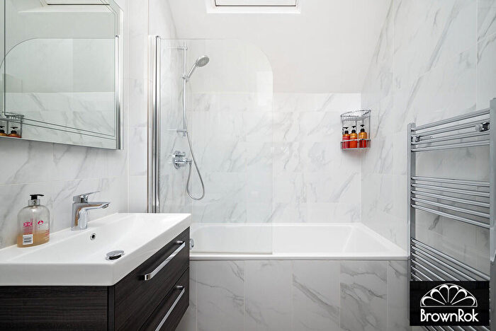 2 Bedroom Apartment To Rent In The Hyde, London, NW9
