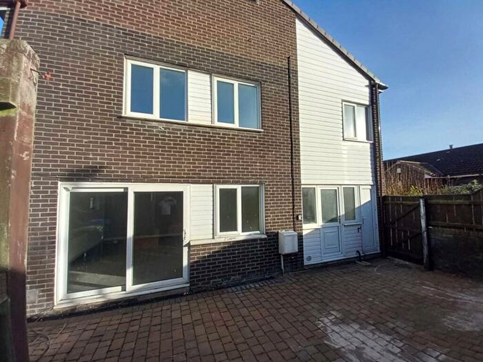 3 Bedroom Semi-Detached House To Rent In Christchurch Place, Peterlee, SR8