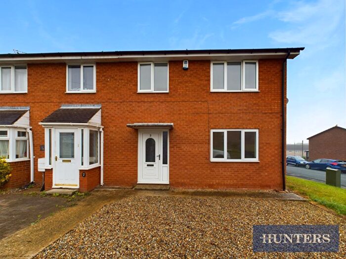 3 Bedroom End Of Terrace House For Sale In Ravenspurn, Bridlington, YO16
