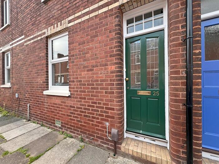 2 Bedroom Terraced House To Rent In Cotfield Street, Exeter, EX2