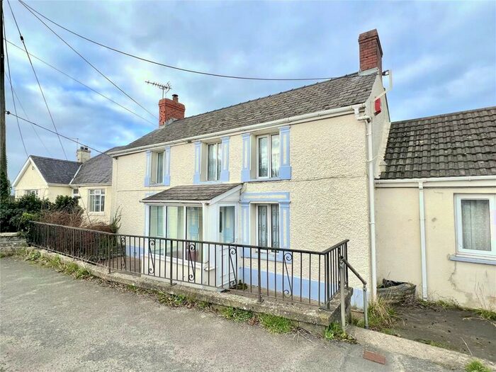 4 Bedroom Semi-Detached House For Sale In Penparc, Cardigan, Ceredigion, SA43