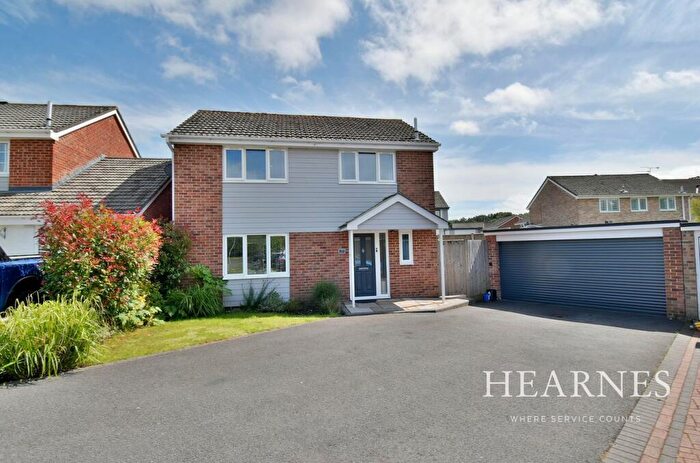 4 Bedroom Detached House For Sale In Fitzpain Road, West Parley, Ferndown, BH22