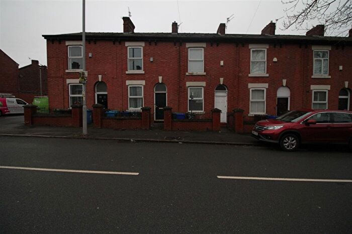 2 Bedroom Property To Rent In Wheler Street, Manchester, M11