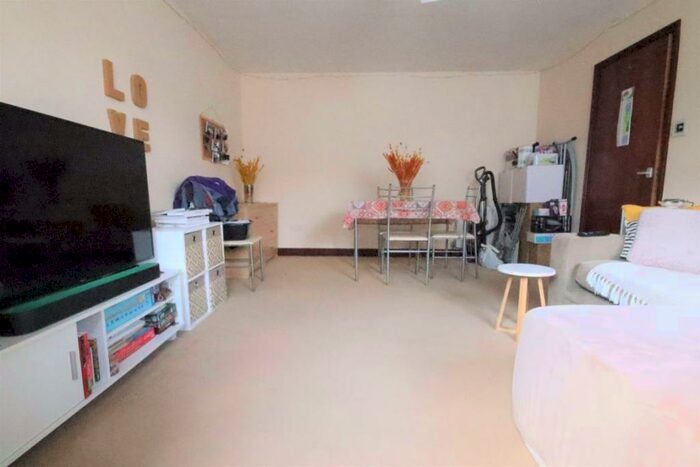2 Bedroom Flat To Rent In Catharine Street Cambridge, CB1