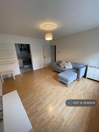 1 Bedroom Flat To Rent In Canton Street, London, E14
