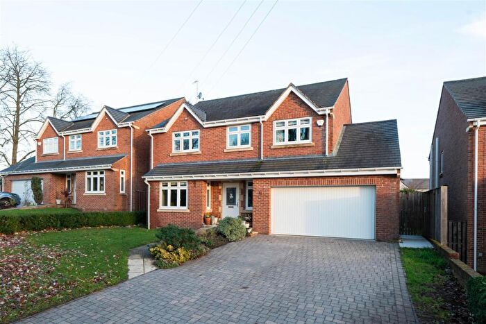 4 Bedroom Detached House For Sale In Netherleigh Road, Ashgate, Chesterfield, S40