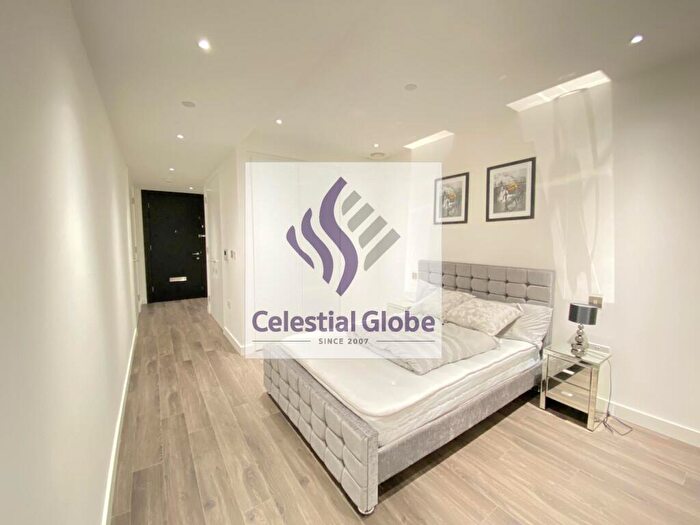 1 Bedroom Flat To Rent In Kingwood House, Chaucer Gardens, London, E1