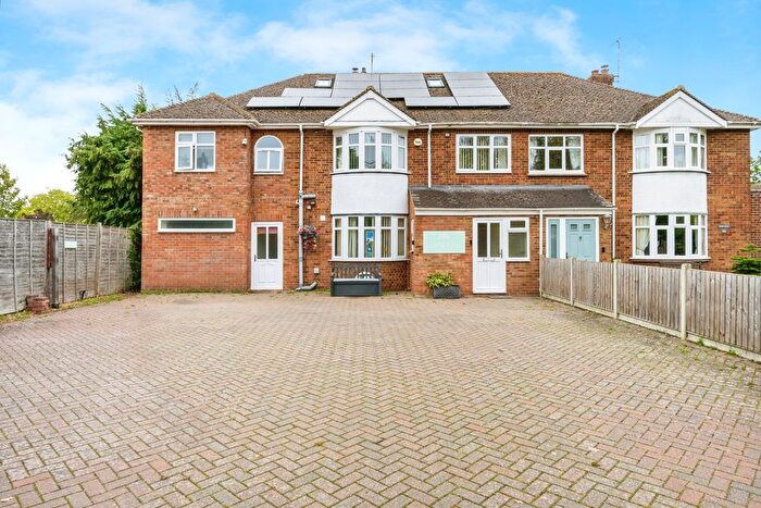 9 Bedroom Semi-Detached House For Sale In East Street, Olney, Buckinghamshire, MK46