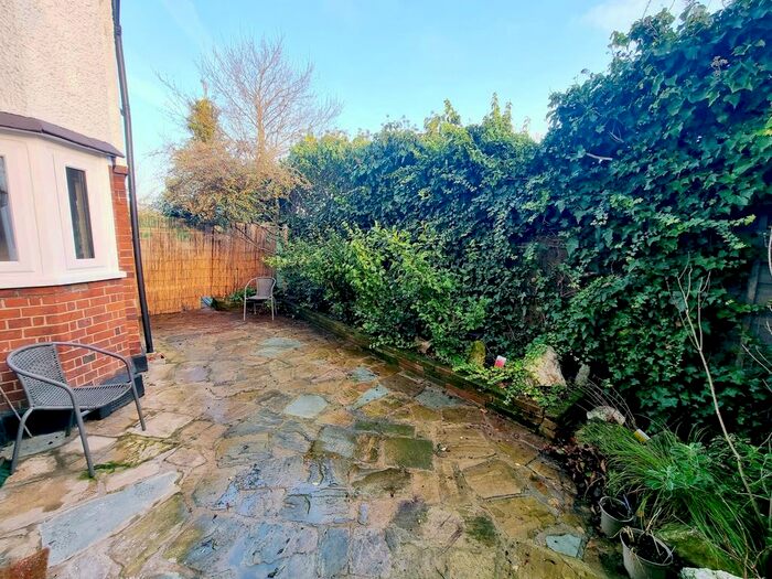 Studio To Rent In Woodside Avenue, Highgate, N6