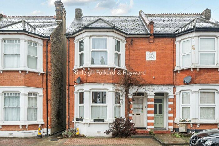 3 Bedroom Terraced House For Sale In Queens Road, Bromley, BR1