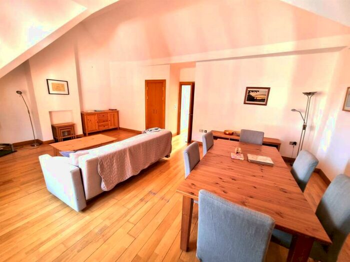 2 Bedroom Apartment To Rent In The City Gardens, Iron Bar Lane, Canterbury, CT1