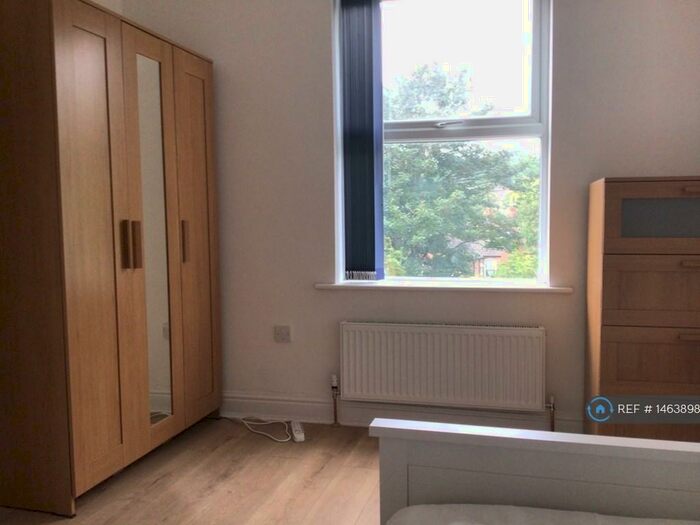 4 Bedroom Terraced House To Rent In High Town Road, Luton, LU2