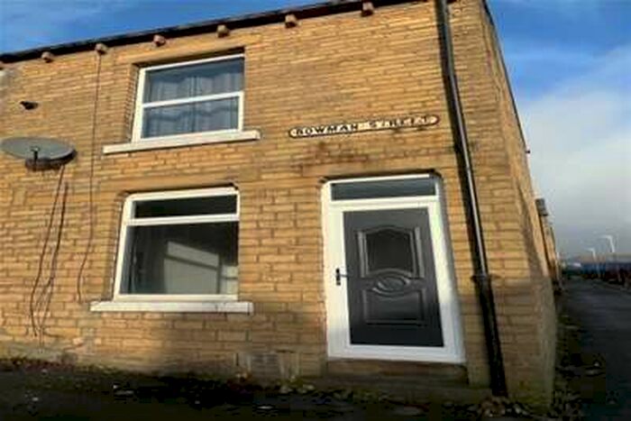 2 Bedroom House To Rent In Bowman Street, Halifax, HX1