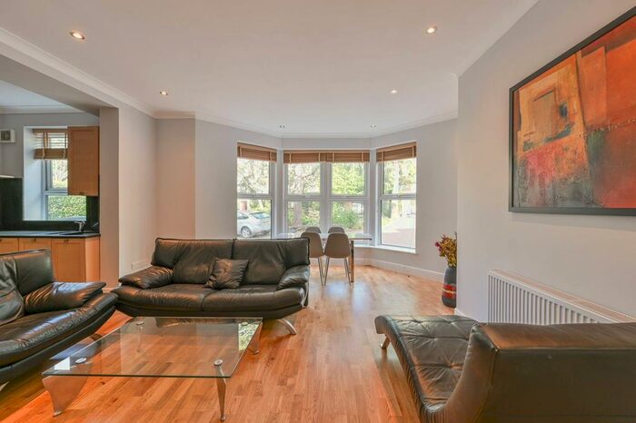 2 Bedroom Flat To Rent In Woodfield Road, Ealing, London, W5