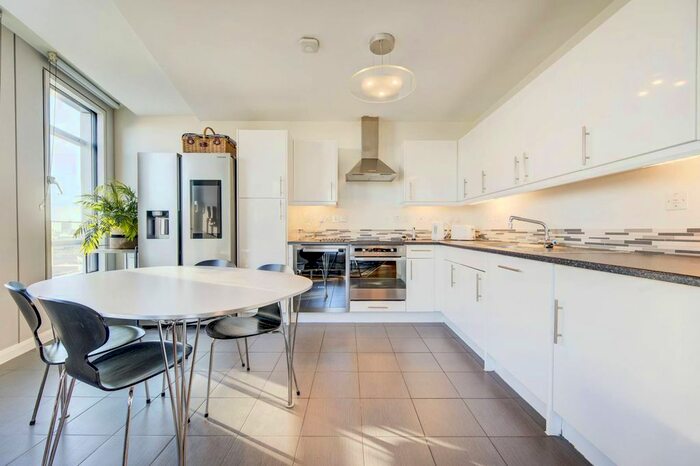 1 Bedroom Flat To Rent In Earnshaw Street, Covent Garden, London, WC2H