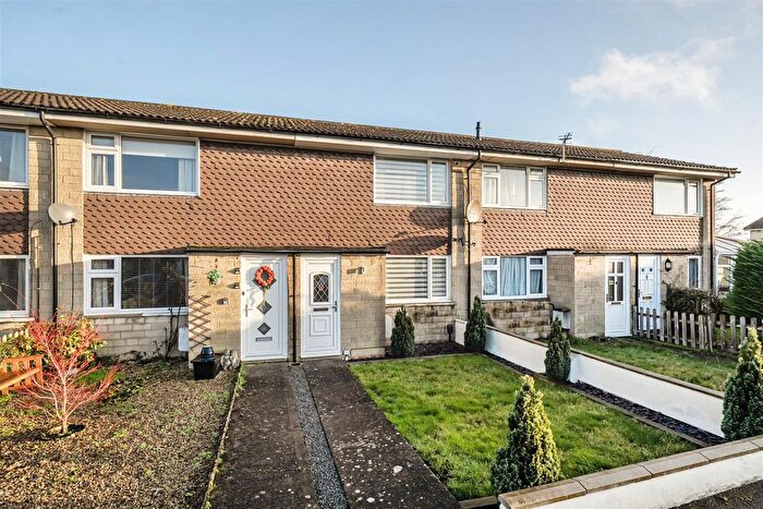 2 Bedroom Terraced House For Sale In Kingsdown Road, Trowbridge, BA14