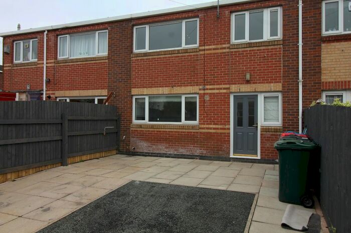 3 Bedroom Terraced House To Rent In Wordsworth Crescent, Blacon, Chester, Cheshire, CH1