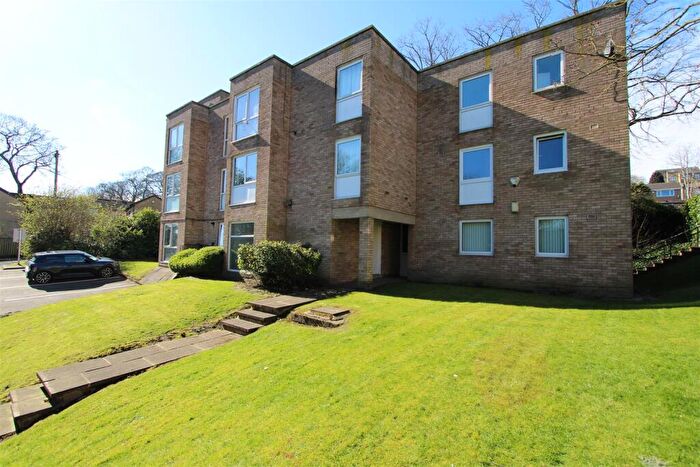 1 Bedroom Apartment To Rent In Park Road, Eccleshill, Bradford, BD10