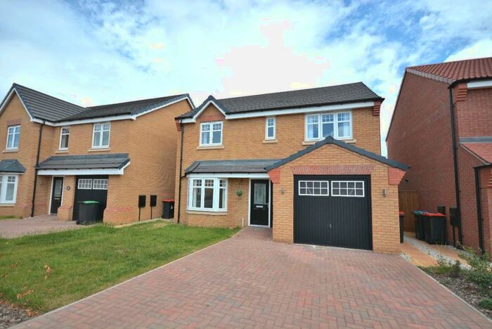 4 Bedroom Detached House To Rent In Griffon Drive, Hucknall, NG15