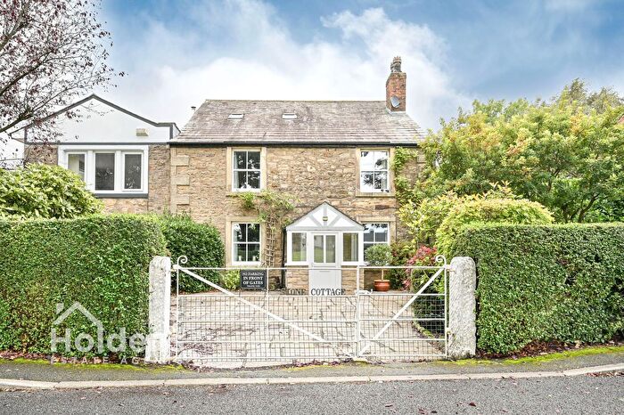 4 Bedroom Semi-Detached House For Sale In Goosnargh Lane, Goosnargh, PR3
