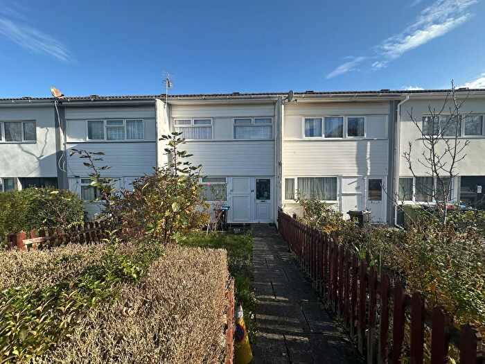 3 Bedroom Terraced House For Sale In Broadlands, Netherfield, Milton Keynes, MK6