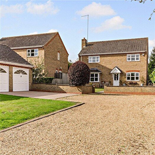 4 Bedroom Detached House For Sale In Sewter Gardens, Nassington, Peterborough, PE8