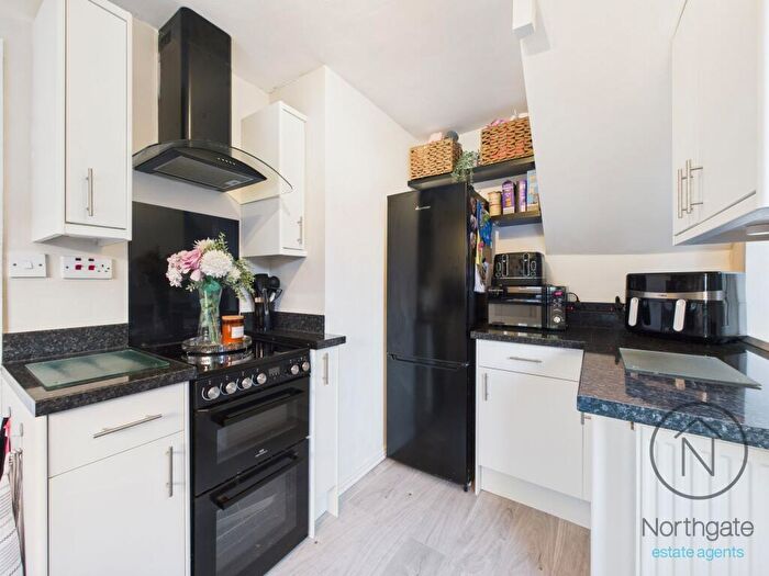 2 Bedroom Semi-Detached House For Sale In Opal Avenue, Chilton, DL17