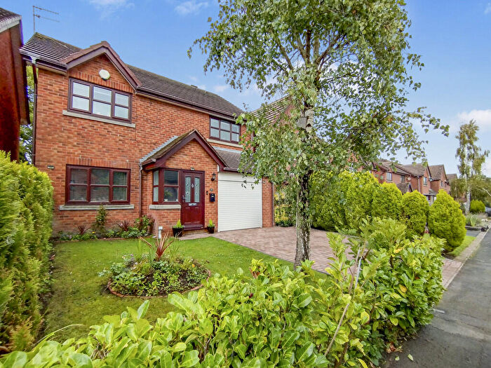 4 Bedroom Detached House For Sale In Smokies Way, Gillow Heath, Stoke-on-Trent, ST8