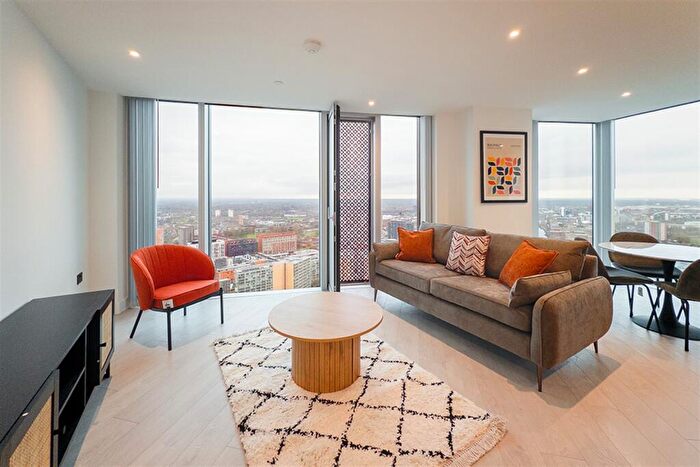 2 Bedroom Apartment To Rent In Vista River Tower, M3