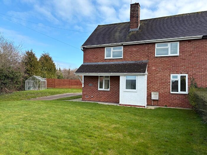 3 Bedroom Semi Detached House To Rent In Bush Heath Lane, Harbury, CV33