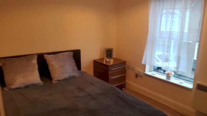 Studio To Rent In Flat, Dale Road, Watford, LU1