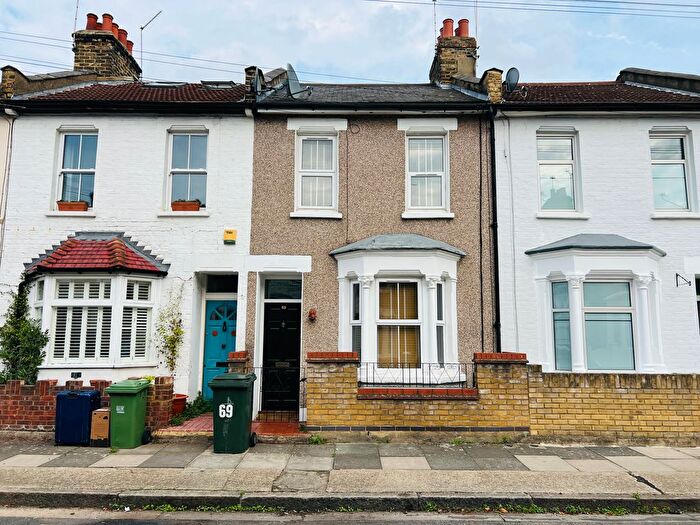 3 Bedroom Terraced House To Rent In Glenavon Road, London, E15