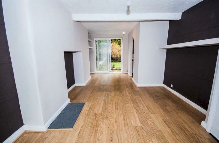 2 Bedroom House To Rent In Sussex Drive, Droylsden, Manchester, M43