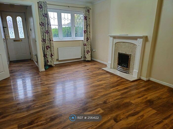 3 Bedroom Terraced House To Rent In Attock Close, Oldham, OL9