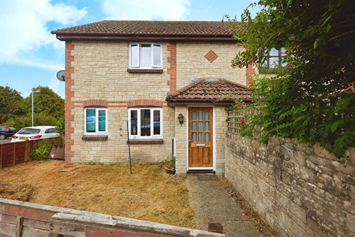 1 Bedroom Cluster House For Sale In Townsend Green, Henstridge, Templecombe, BA8