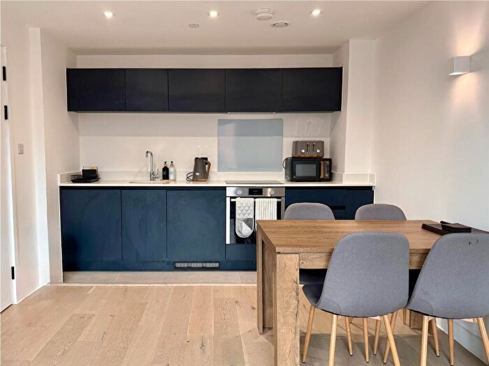 1 Bedroom Apartment To Rent In Sky Gardens, Manchester, M15