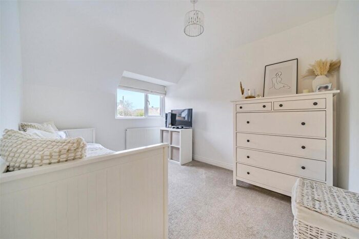 2 Bedroom Semi-Detached House For Sale In Ridgeway, Dartford, Kent, DA2