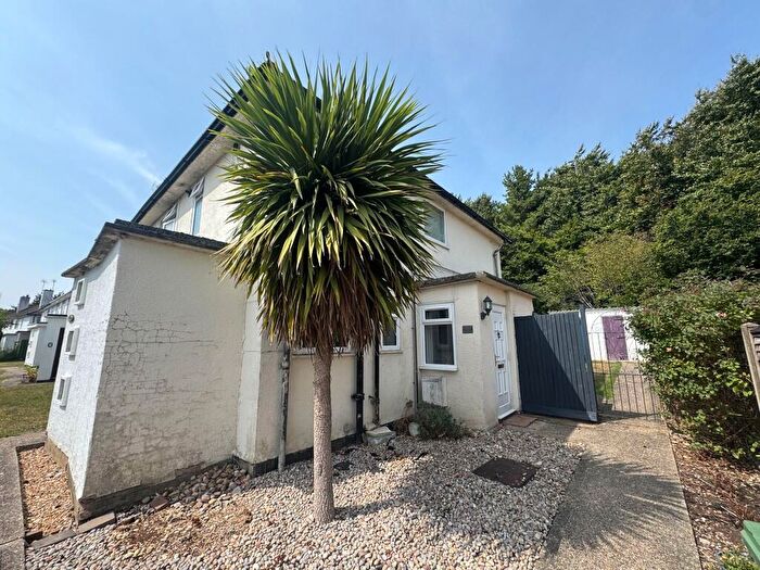 2 Bedroom Ground Maisonette To Rent In Stratfield Road, Basingstoke, Hampshire, RG21