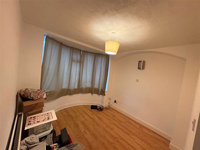 1 Bedroom Flat To Rent In Wheatley Hall Road, Doncaster, DN2