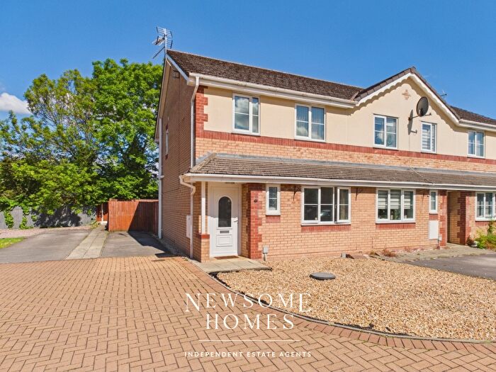 3 Bedroom End Of Terrace House For Sale In Cwrt Maes Goch, Bagillt, CH6