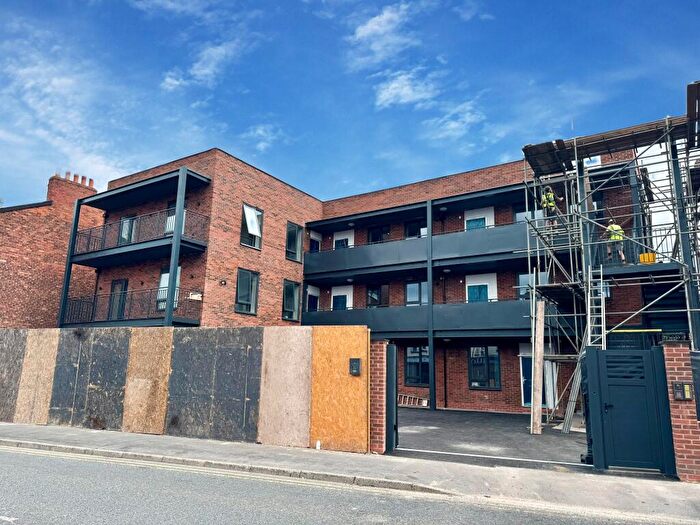 2 Bedroom Apartment To Rent In Carrwood House, SK2