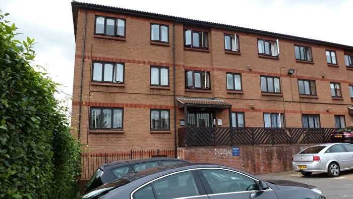 1 Bedroom Flat To Rent In St. Peters Street, Northampton, NN1