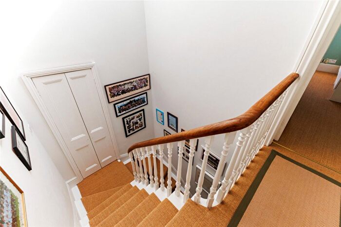 4 Bedroom Terraced House To Rent In Sunningdale, Bristol, Somerset, BS8