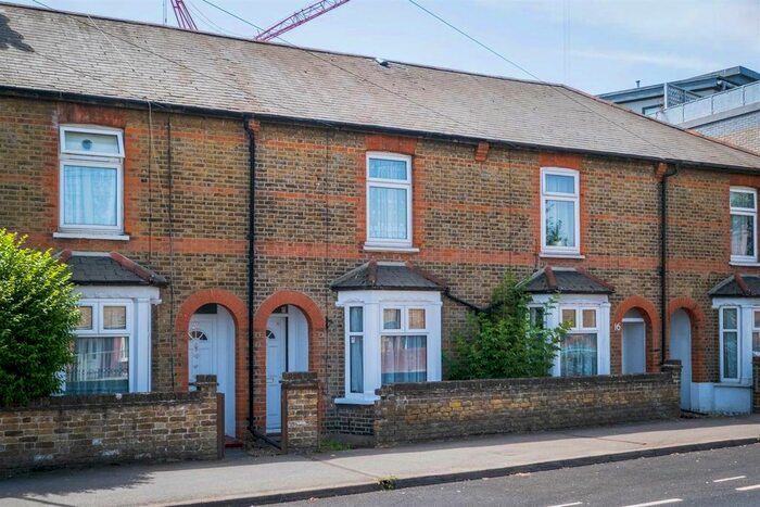 2 Bedroom Cottage To Rent In Horton Road, West Drayton, UB7