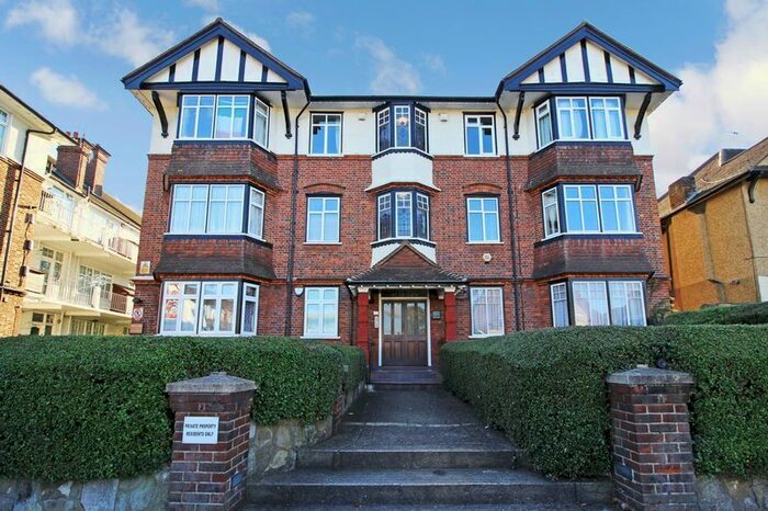 3 Bedroom Flat To Rent In Kenton Court, Kenton Road, HA3